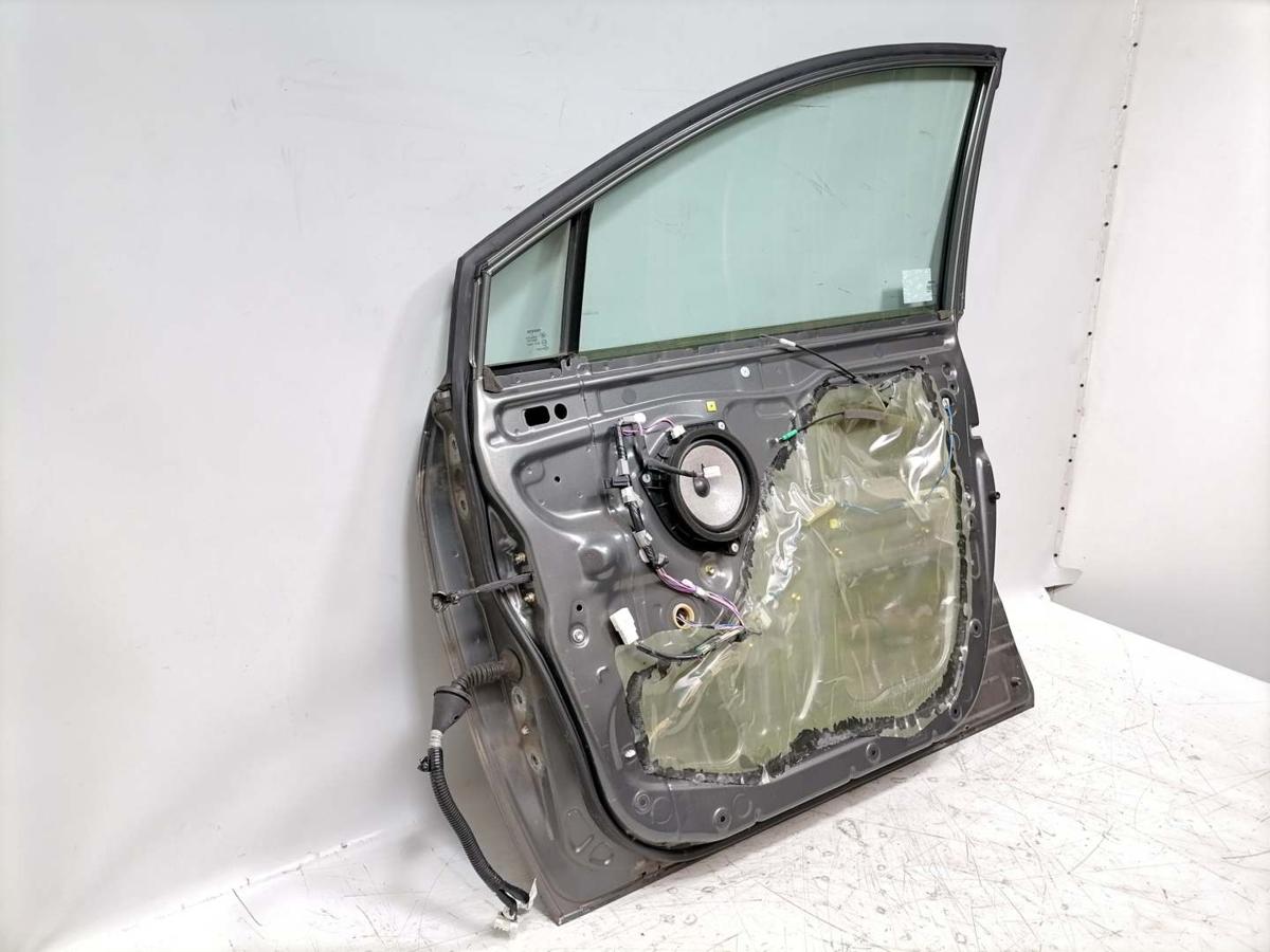 Toyota Corolla Verso original T&uuml;r vorn rechts Graumetallic 1C3 Rohbau Bj.2004